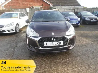 Used Citroën DS3 Elegance 2016 Purple Hatchback