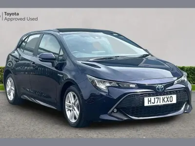 Used Toyota Corolla 120 HP (88 kW) 2021 Blue Hatchback
