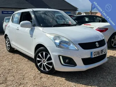 Używany Suzuki Swift 94 KM (69 kW) 2016 Biały Hatchback