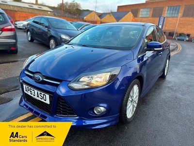 Blue Used 2014 Ford Focus Zetec Hatchback | £7,950 (A bit pricey)
