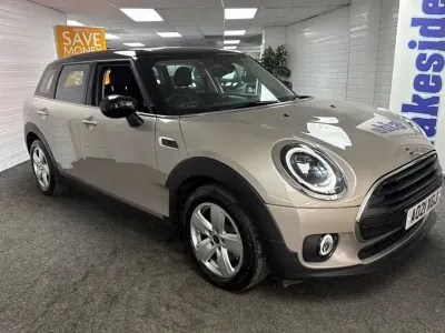Usado Mini Cooper Clubman Classic 2021 Gris Familiar