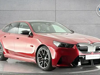 Used BMW M5 Comfort Edition 717 HP (527 kW) 2025 Red