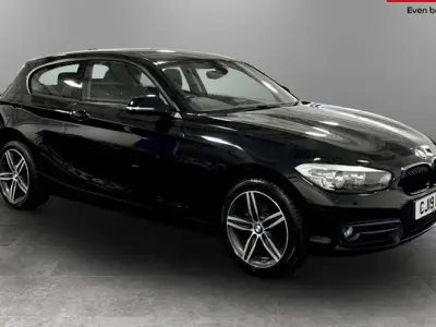 Używany BMW 118 Sport Line 150 KM (110 kW) 2019 Hatchback
