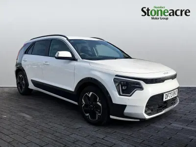 Used Kia e-Niro 150 kW (204 HP) 2022 White SUV