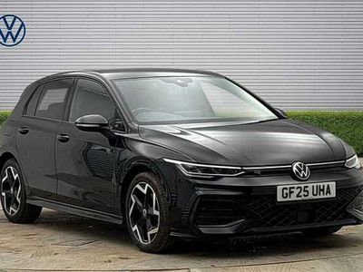 Second-hand VW Golf VIII 150 CP (110 kW) 2025