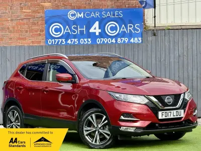 Used Nissan Qashqai N-Connecta 2017 Red SUV