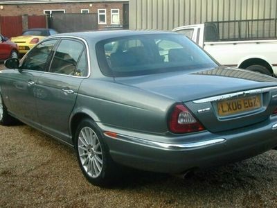 used Jaguar XJ 2.7