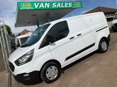 Second-hand Ford Transit Custom 105 CP (77 kW) 2019 Alb Van
