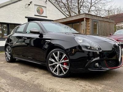 Black Used 2016 Alfa Romeo Giulietta Veloce Hatchback | £14,995 (Expensive)
