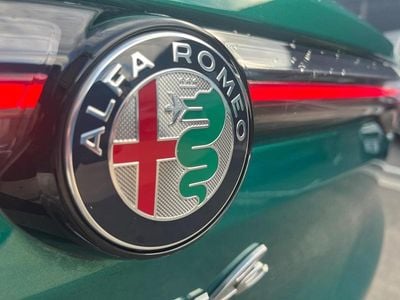Green Used 2023 Alfa Romeo Tonale Veloce SUV | £28,878 (Fair price)