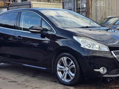 Used Peugeot 208 Allure 82 HP (60 kW) 2012 Black Hatchback