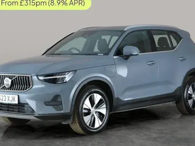 Used Volvo XC40 Core 211 HP (155 kW) 2022 Grey SUV