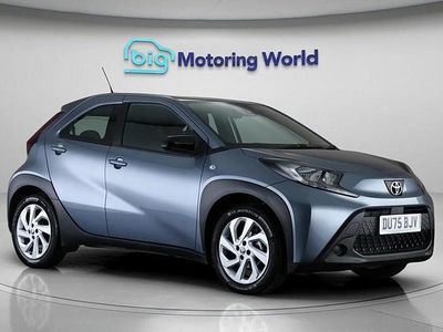 Used Toyota Aygo X PURE 72 HP (52 kW) 2025 Grey SUV