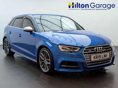 Used Audi S3 Sportback Performance 300 HP (220 kW) 2019 Blue Hatchback