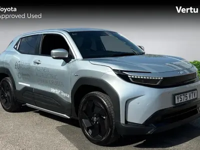 Used Toyota Urban Cruiser Design 127 kW (174 HP) 2026 Silver SUV