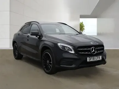 Käytetty Mercedes GLA200 AMG line 156 HP (114 kW) 2018 Musta Katumaasturi