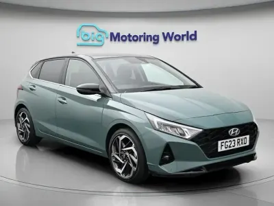 Używany Hyundai i20 Ultimate 100 KM (73 kW) 2023 Zielony Hatchback