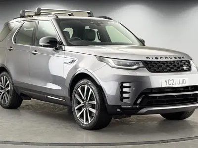 Used Land Rover Discovery 5 SE Dynamic 300 HP (220 kW) 2021 Eiger grey SUV
