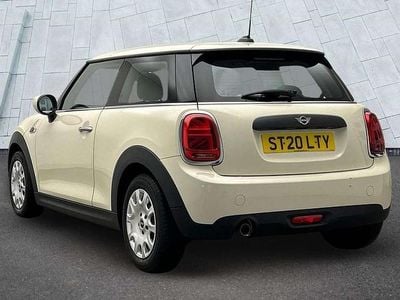Used Mini ONE Classic 101 HP (74 kW) 2020 White Hatchback