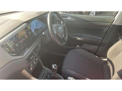 Usado VW Polo Match 95 HP (69 kW) 2021 Prateado Citadino