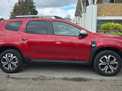 Second-hand Dacia Duster Prestige 2022 Roșu SUV