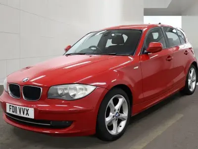 Used BMW 118 Sport Line 143 HP (105 kW) 2011 Red Hatchback
