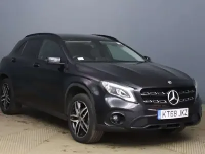 Used Mercedes GLA180 Urban 122 HP (89 kW) 2018 Black SUV