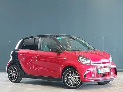 Used Smart ForFour Electric Drive Exclusive 60 kW (82 HP) 2021 Red Hatchback