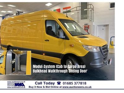 Usado Mercedes Sprinter Progressive 143 HP (105 kW) 2020 Amarelo Van