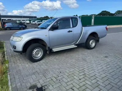 Used Mitsubishi L200