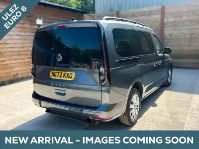 Used VW Caddy Maxi Life 114 HP (83 kW) 2023 Grey MPV