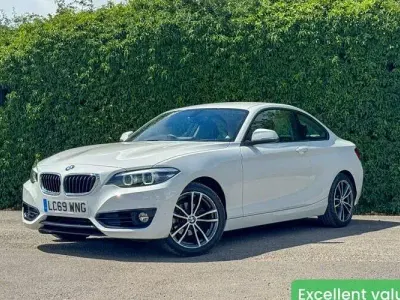 Used BMW 218 Sport Line 136 HP (100 kW) 2019 White Coupe