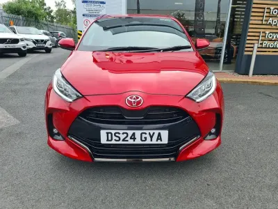 Used Toyota Yaris Hybrid 2024 Scarlet flare Hatchback