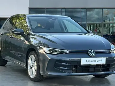 Second-hand VW Golf VIII Match 204 CP (150 kW) 2025 Gri