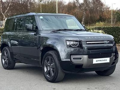 Usado Land Rover Defender SE Dynamic 344 HP (253 kW) 2026 Cinzento SUV