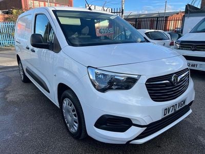 White Used 2020 Vauxhall Combo Sportive MPV | £6,990 (Fair price)