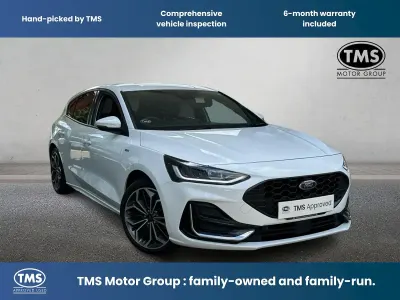 Used Ford Focus ST-Line 2022 White Hatchback