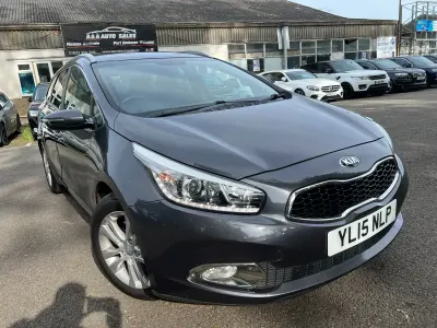 Used Kia Ceed 2015 Silver Hatchback