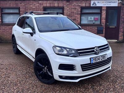 White Used 2014 VW Touareg R-line SUV | £13,000 (Fair price)