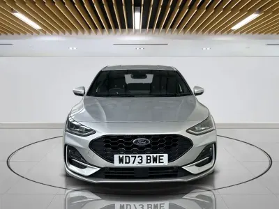 Used Ford Focus ST-Line X 155 HP (114 kW) 2023 Silver Hatchback