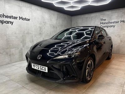 Begagnad MG MG4 EV SE 63 kW (87 HK) 2022 Svart Halvkombi