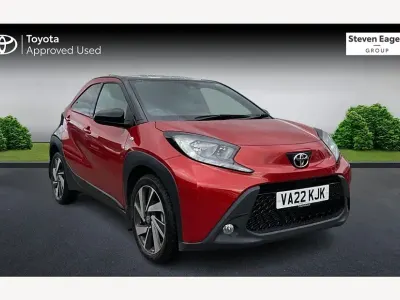 Used Toyota Aygo X 72 HP (52 kW) 2022 Red SUV