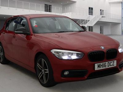 Used BMW 118 Sport Line 2016 Red Hatchback