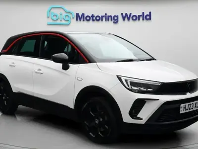 Used Vauxhall Crossland S 110 HP (80 kW) 2023 White SUV