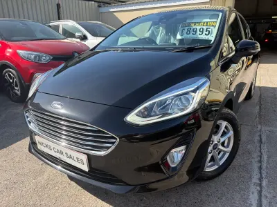 Używany Ford Fiesta Zetec 70 KM (51 kW) 2019 Czarny Hatchback