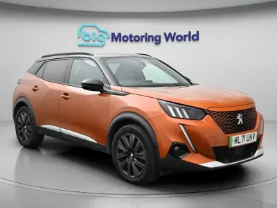 Used Peugeot e-2008 Premium 100 kW (136 HP) 2021 SUV