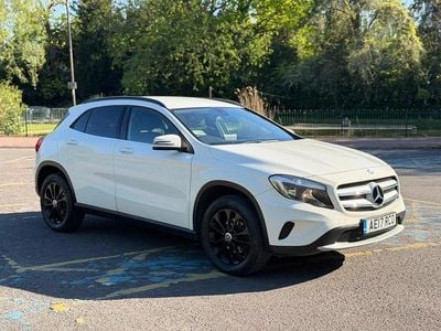 Usado Mercedes GLA200 SE 2017 Branco SUV