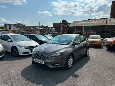 Used Ford Focus Titanium 2016 Brown Hatchback