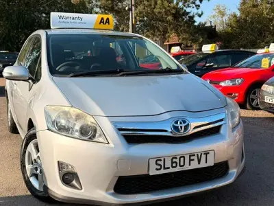 Used Toyota Auris Hybrid