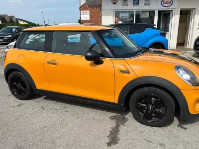 Used Mini ONE 102 HP (75 kW) 2015 Hatchback